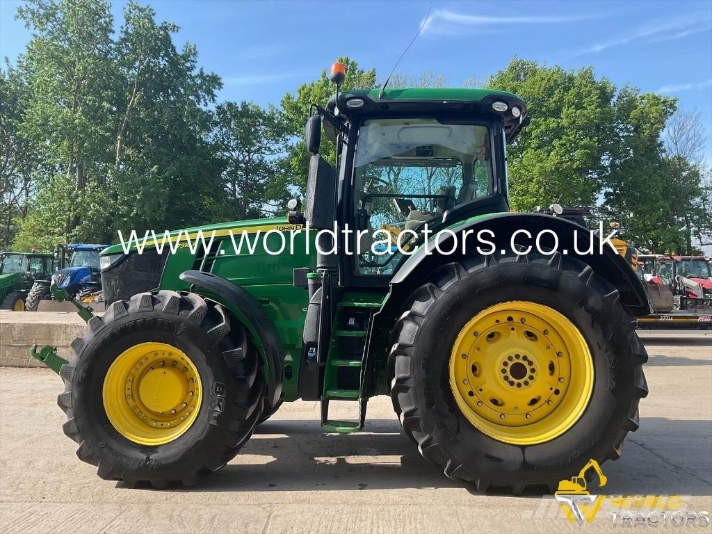 John Deere 7310 R Tractores