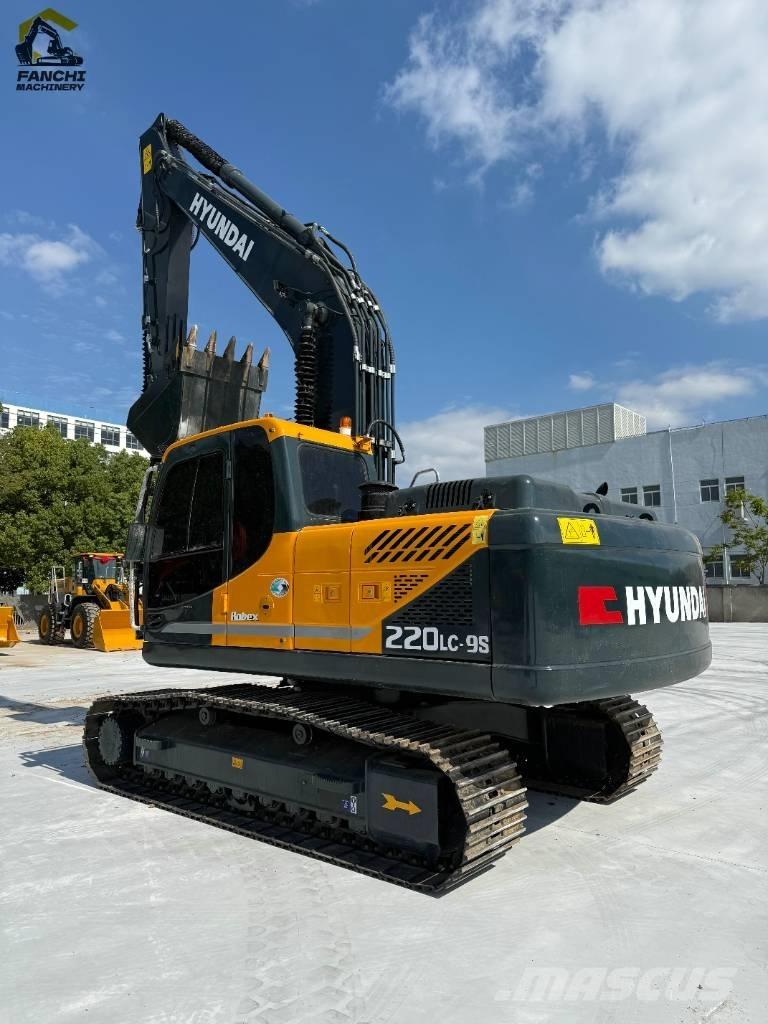 Hyundai 220 Excavadoras 7t - 12t