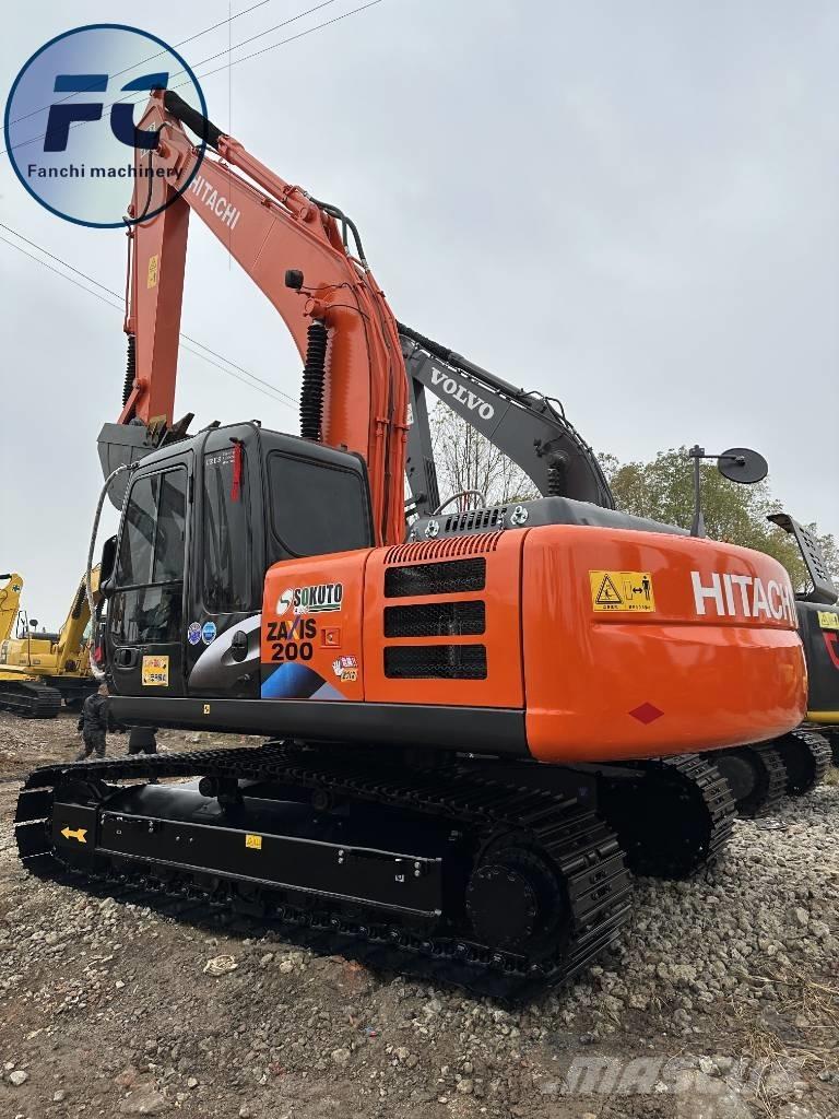 Hitachi ZX 200 Excavadoras sobre orugas