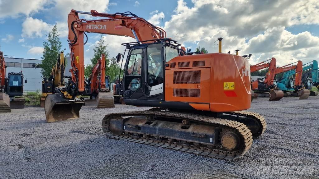 Hitachi ZX225USRLC-6 Excavadoras sobre orugas