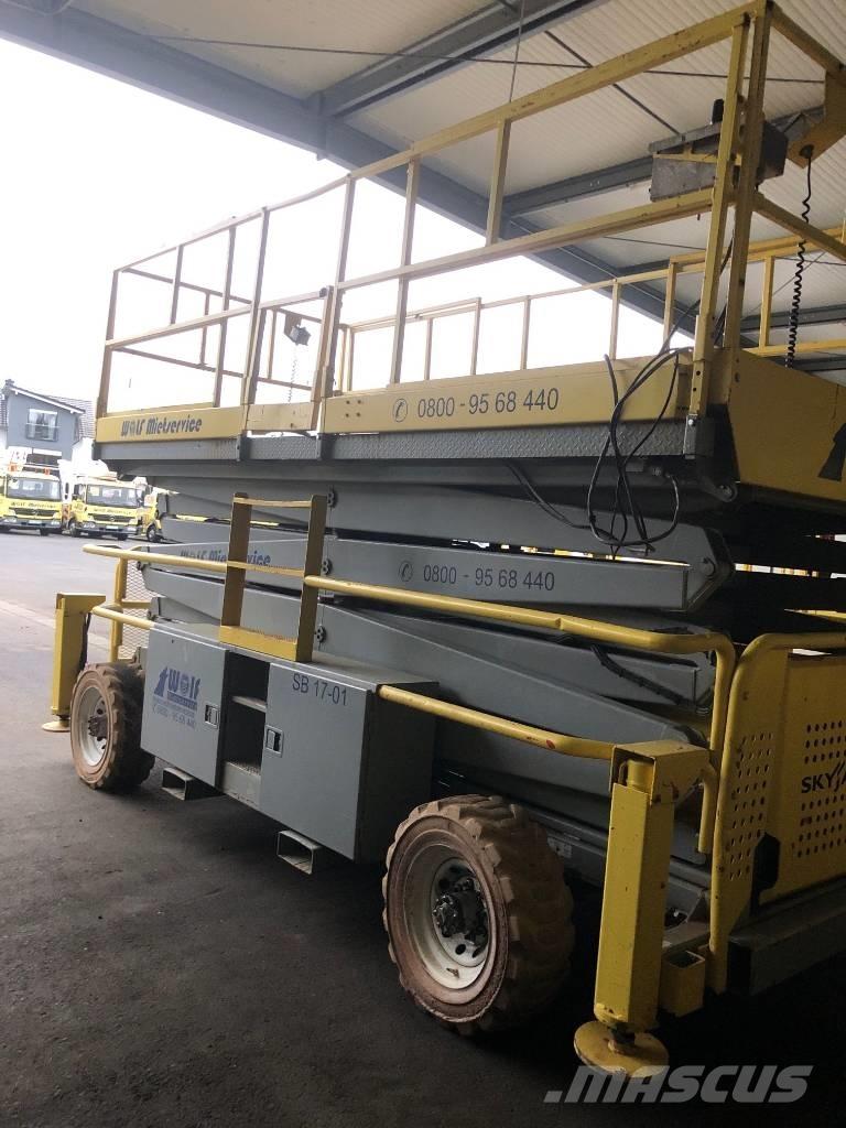 SkyJack SJ 9250 RT Plataformas tijera