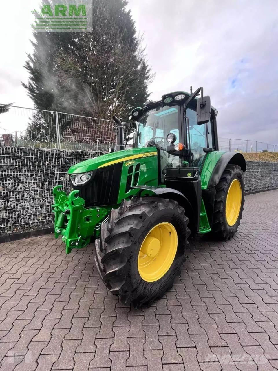 John Deere 6120m Tractores