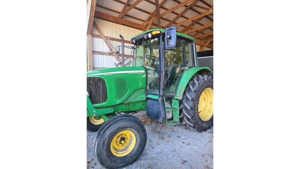 John Deere 6320 Tractores