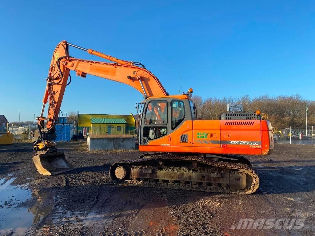 Doosan DX 255 LC Excavadoras sobre orugas