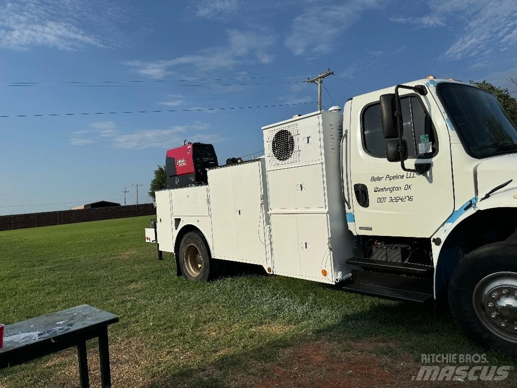 Freightliner M2 106 Vehículos municipales multiusos