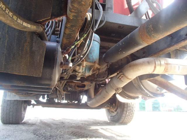 Volvo WG Hojas y cuñas quitanieves