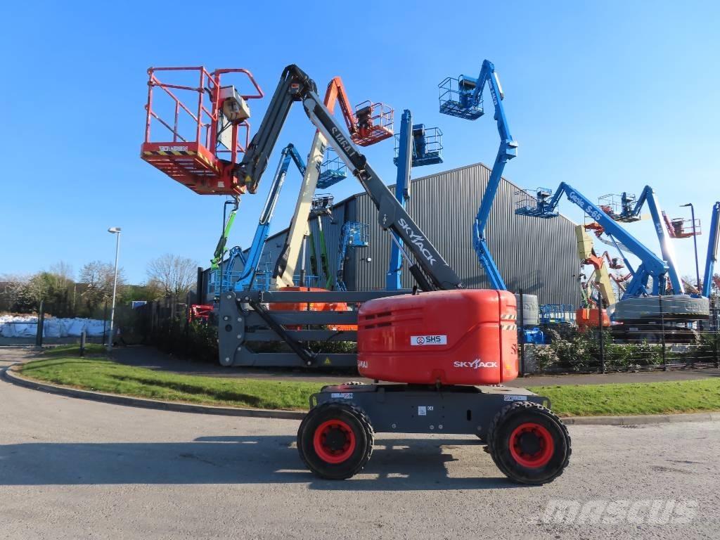 SkyJack SJ 46 AJ Plataformas con brazo de elevación manual