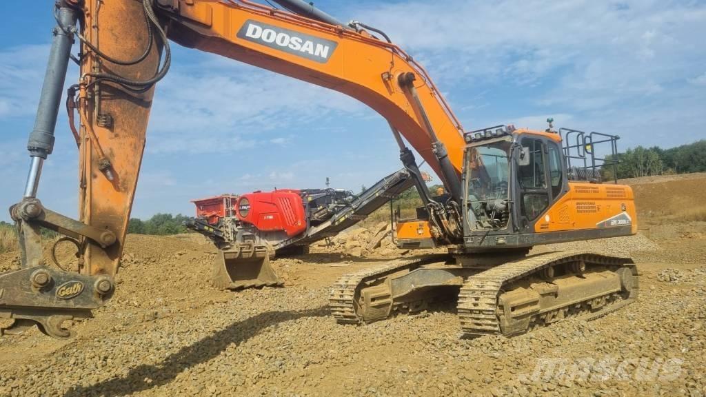 Doosan DX 380 LC - 7 Excavadoras sobre orugas