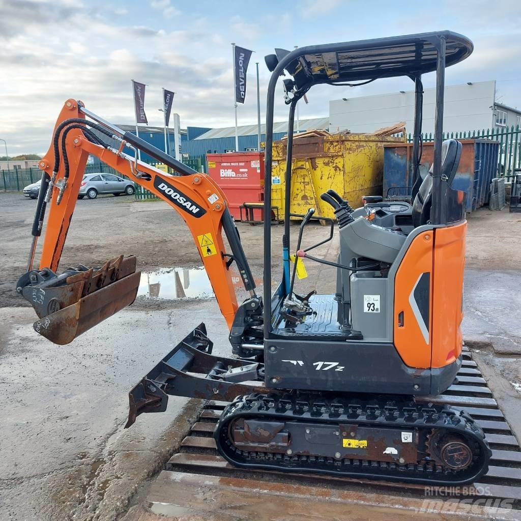 Doosan DX 17 Excavadoras de ruedas