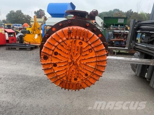 Daewoo Mega 300 III Ejes