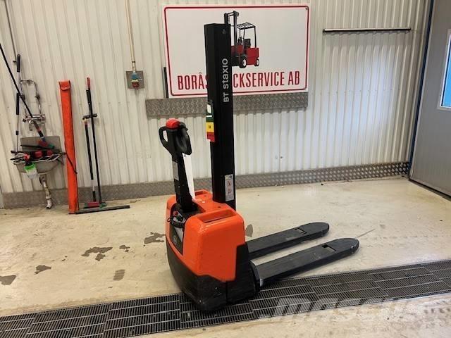 BT Toyota HWE 100 Montacargas manual