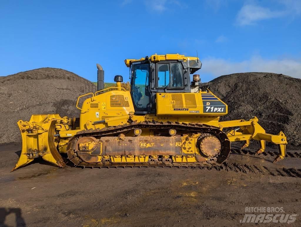 Komatsu D71PXi-24 Buldozer sobre oruga