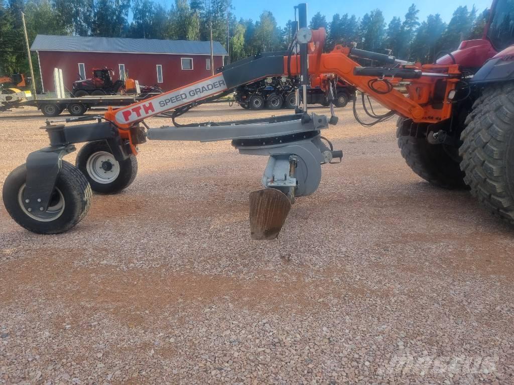 PTH Speed Grade Niveladoras