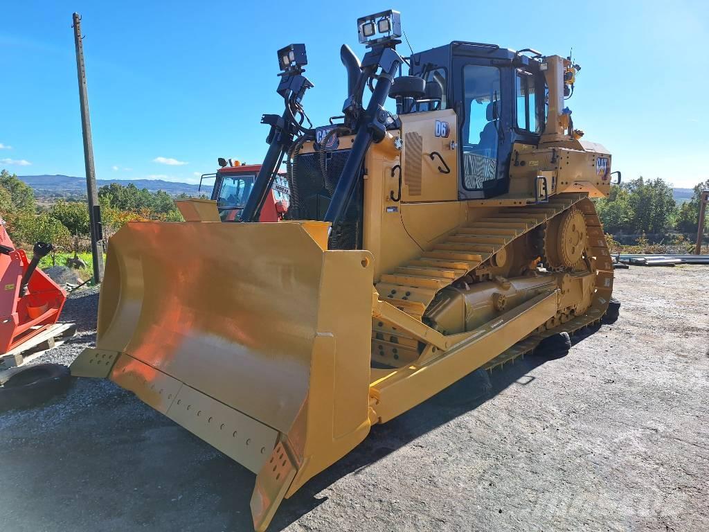 CAT D 6 T Buldozer sobre oruga