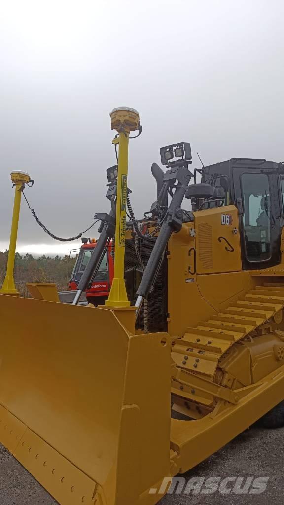 CAT D 6 T Buldozer sobre oruga