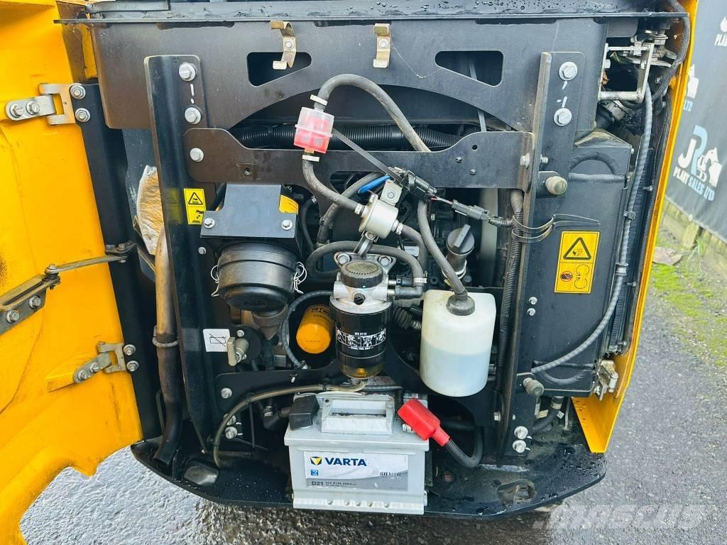 JCB 15 C-1 Miniexcavadoras