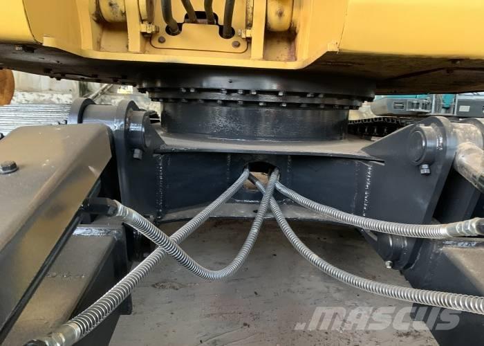 Komatsu PC138 Excavadoras sobre orugas