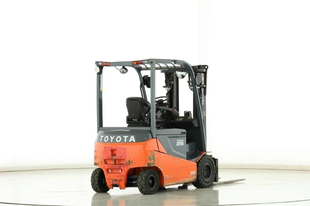 Toyota 8 FBMT 25 Carretillas de horquilla eléctrica