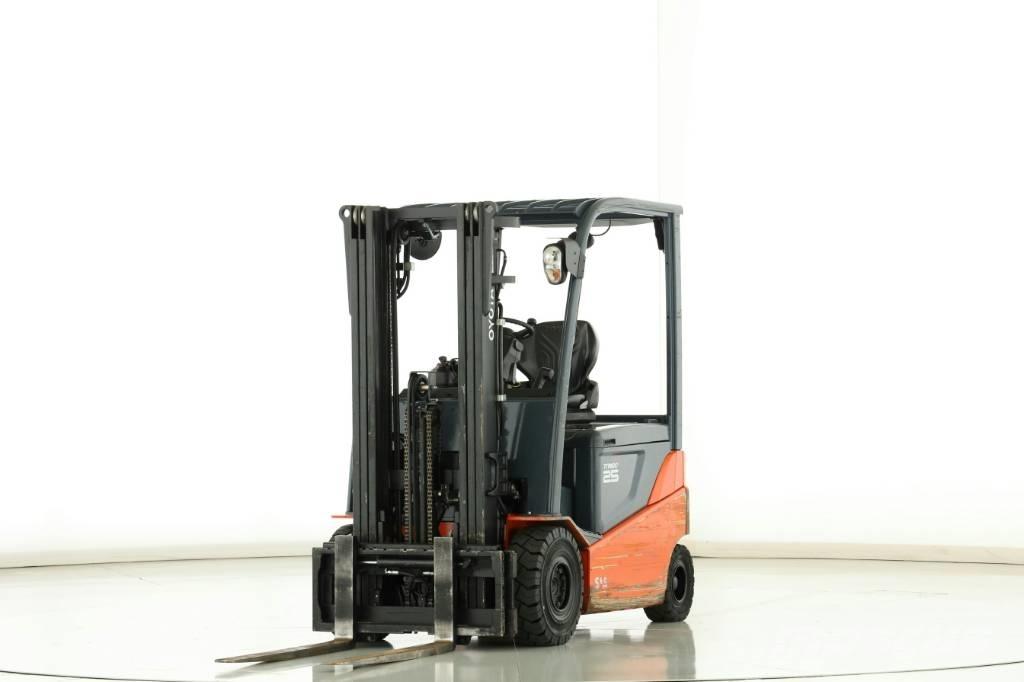 Toyota 8 FBMT 25 Carretillas de horquilla eléctrica