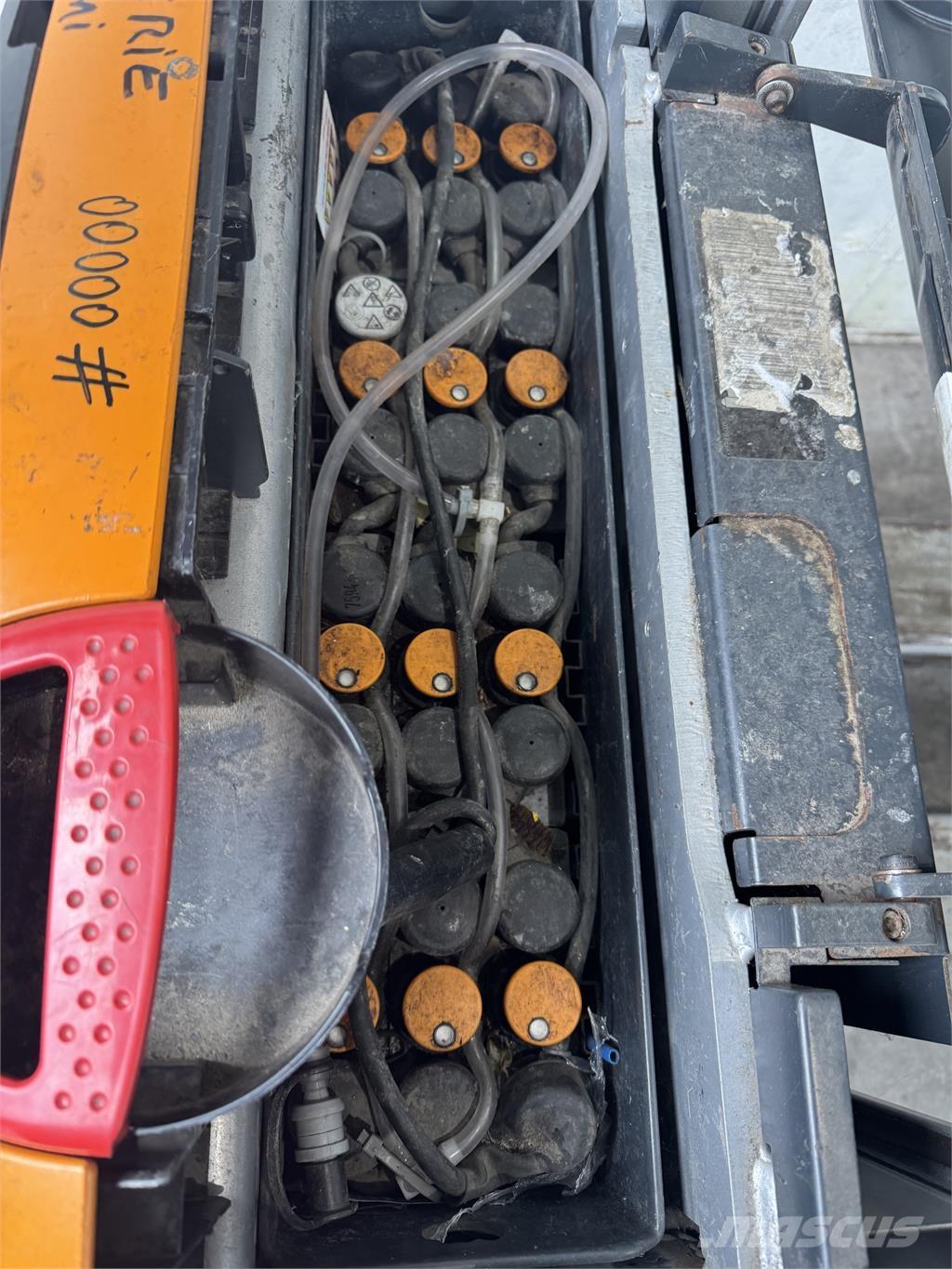 Still EXU-H18 Montacargas manual