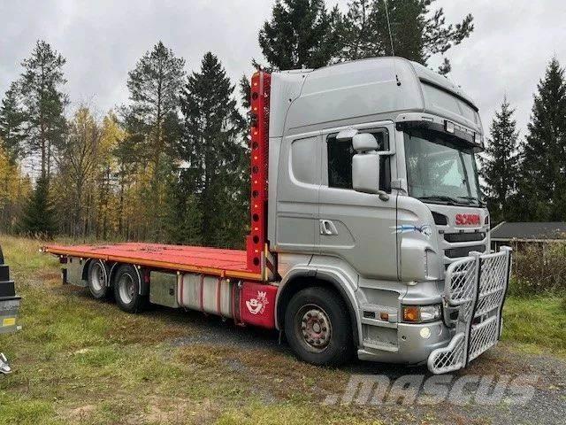 Scania R 560 6*2 Camiones de cama baja