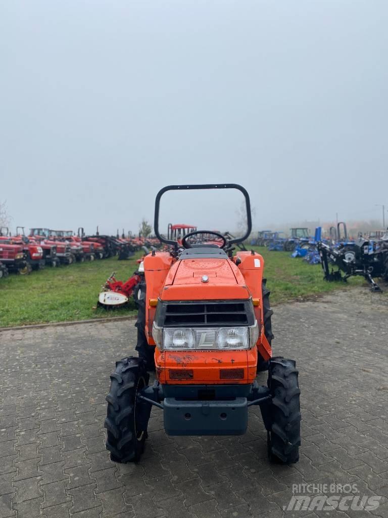 Kubota GL 220 Tractores compactos