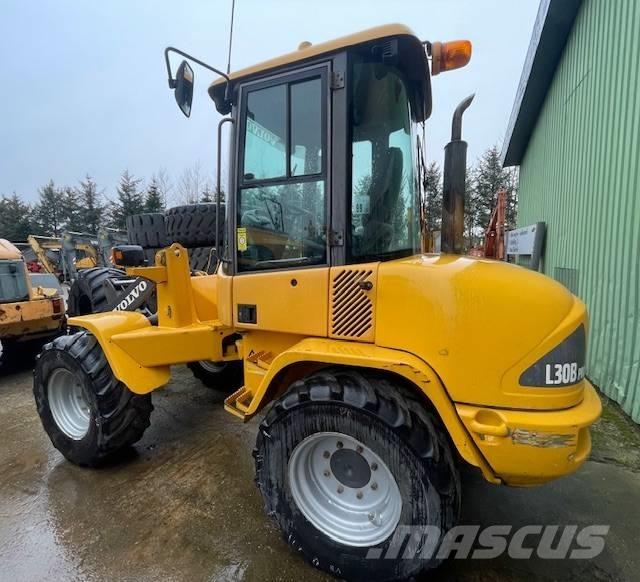Volvo L30B PRO Cargadoras sobre ruedas