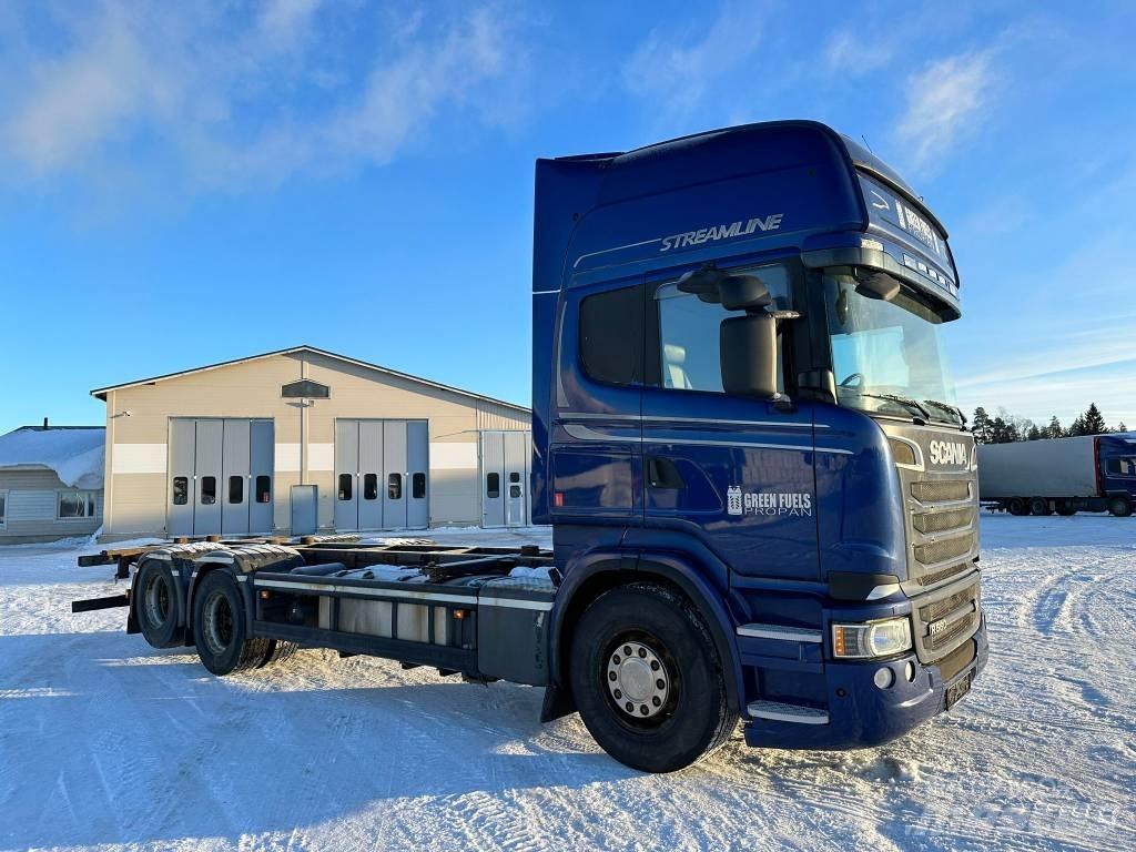 Scania R 560 Camiones con chasís y cabina