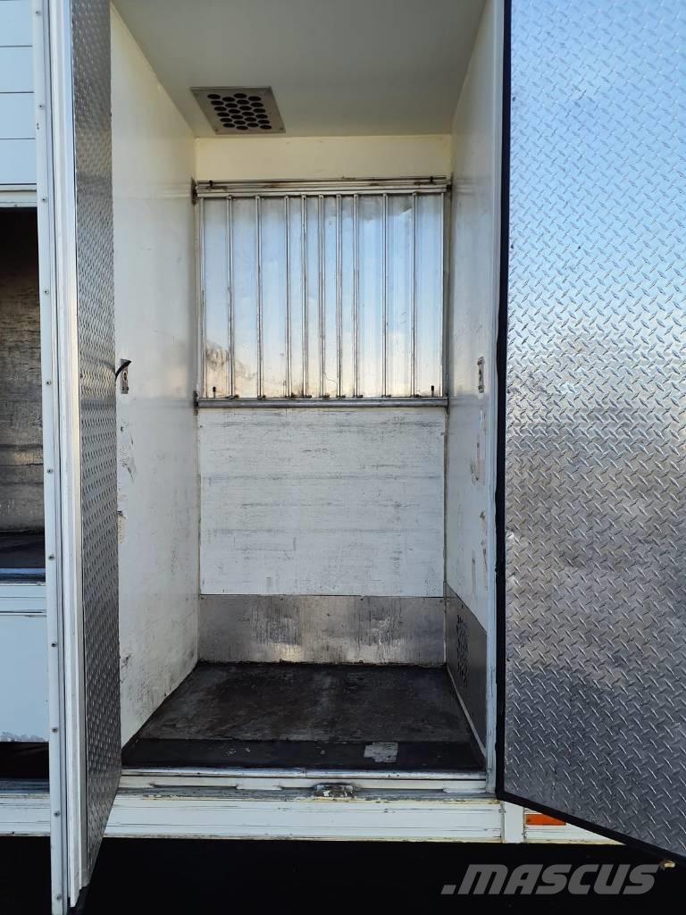 Freightliner M2 Camiones de reparto de bebidas