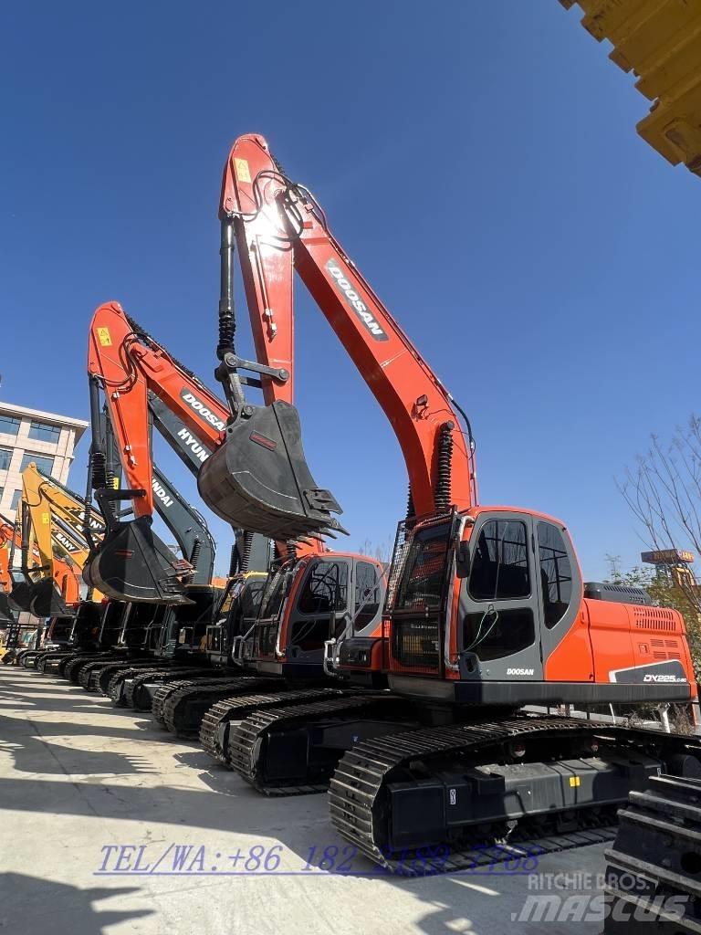 Doosan DX225 Excavadoras sobre orugas