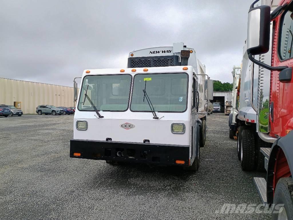  Crane Carrier LE Camiones de basura