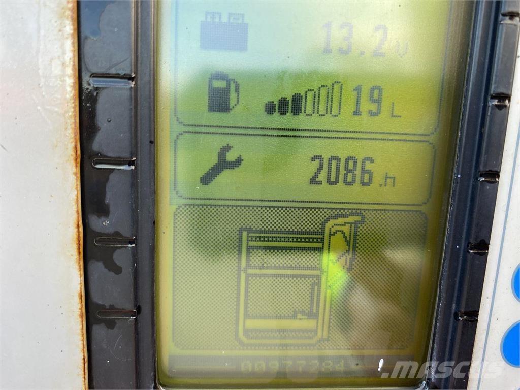 Manitou 160ATJ RC Plataformas con brazo de elevación manual