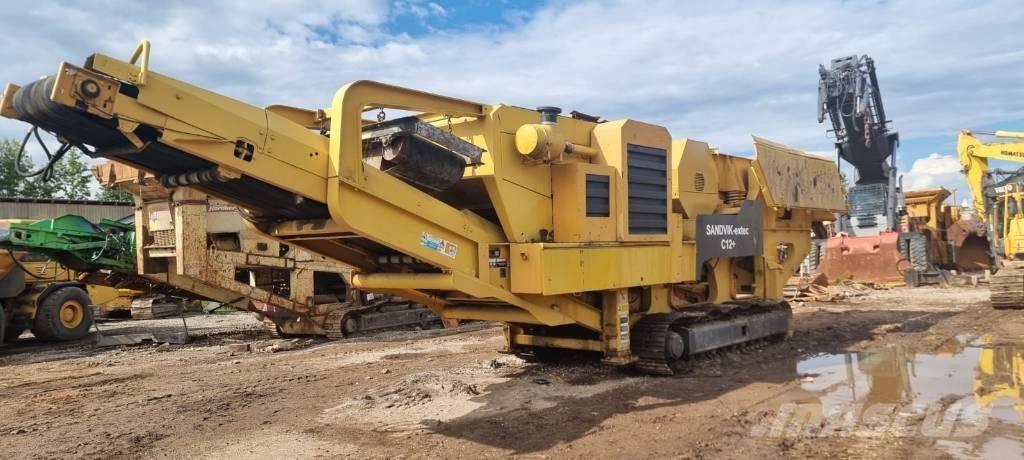 Extec C12 + Trituradoras móviles