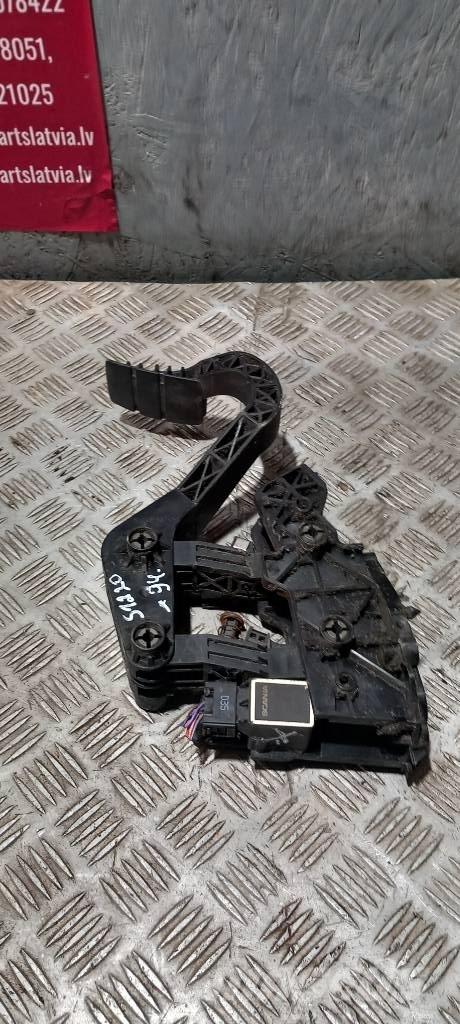 Scania G 400   2007508 Cabinas