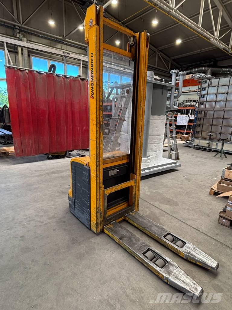 Jungheinrich EJC220 Montacargas manual