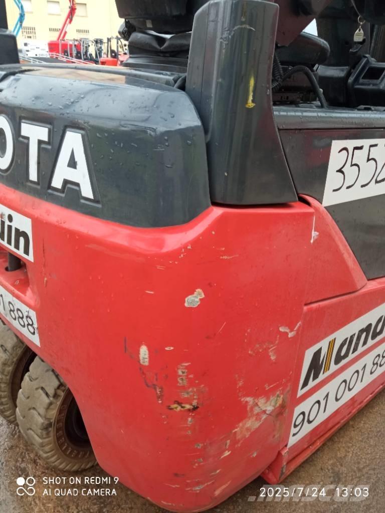 Toyota 8FBE16T Carretillas de horquilla eléctrica