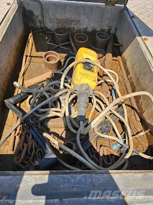 Liebherr 34 K  81K Grúas torre