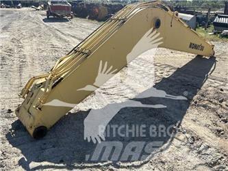 Komatsu PC200 Plataformas y cucharones