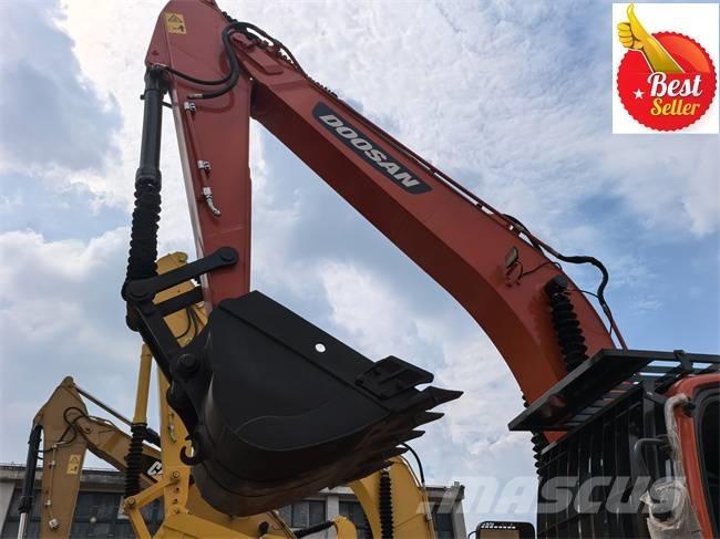 Doosan DX 225 LC Excavadoras sobre orugas