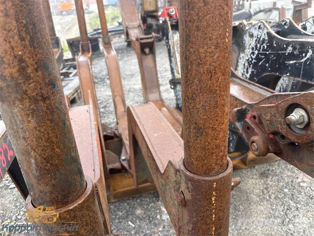 Valmet 840 Otros componentes