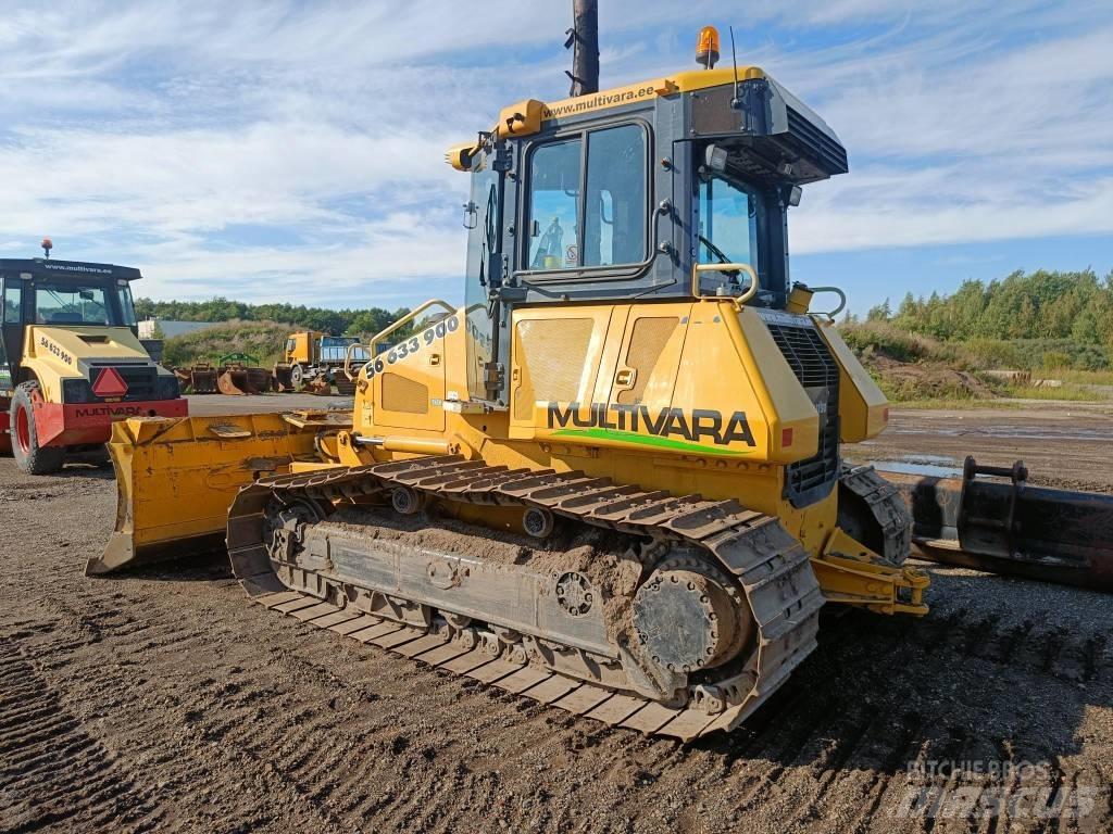 Komatsu D51PX-22 Buldozer sobre oruga