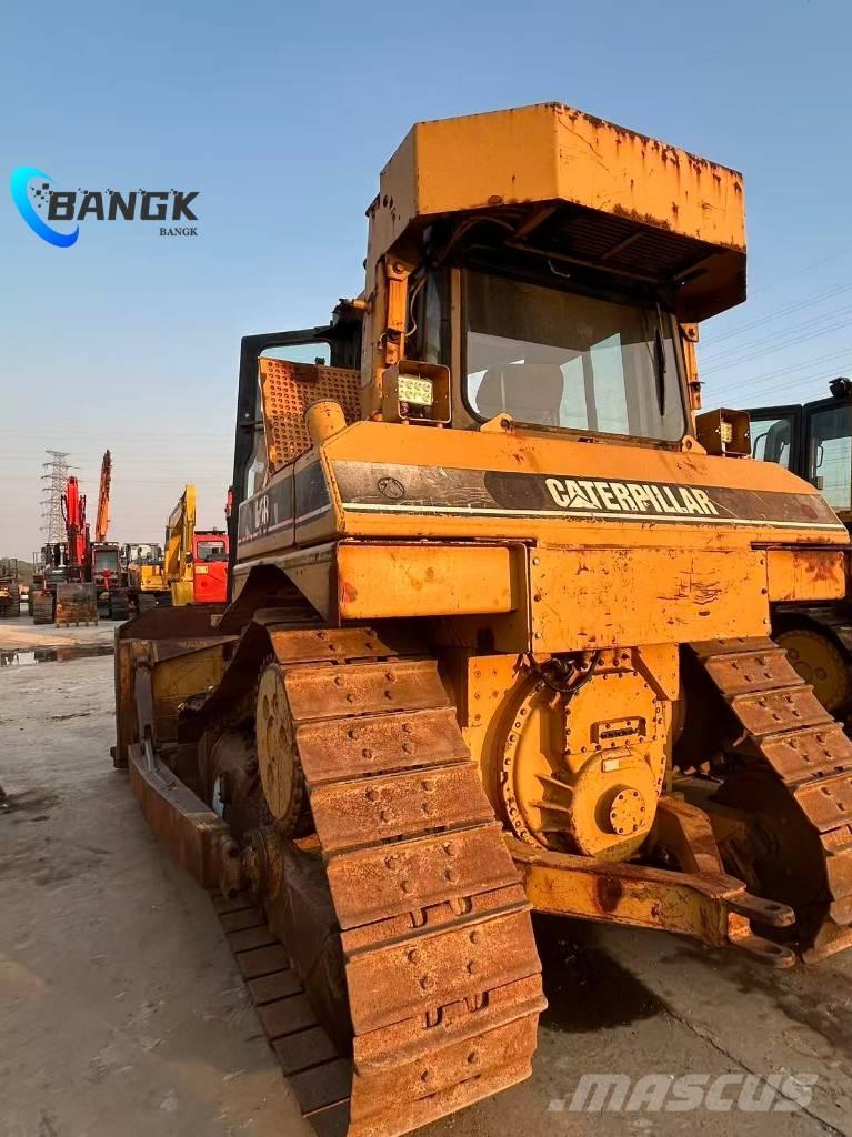CAT D 6 R Buldozer sobre oruga