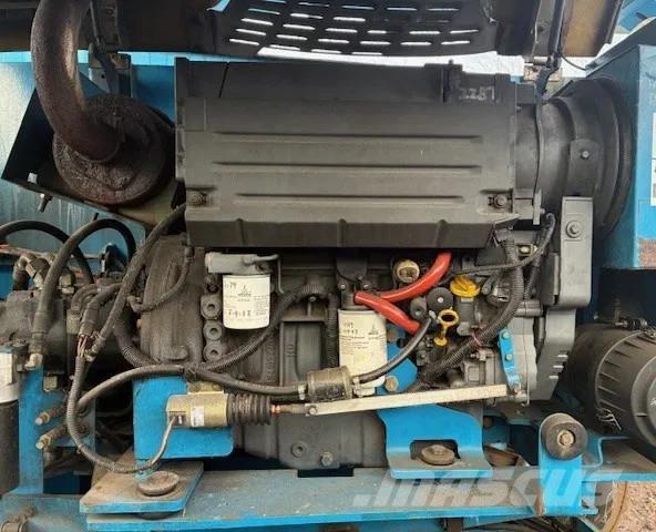 Genie ZX135/70 Plataformas con brazo de elevación manual