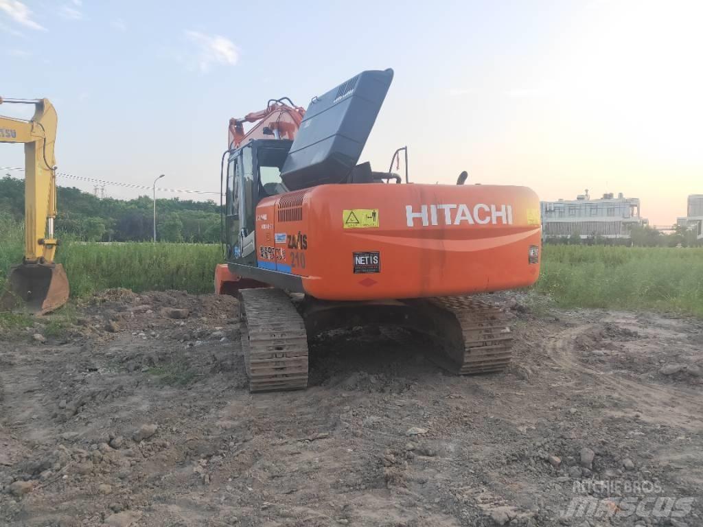 Hitachi ZX 210 Excavadoras sobre orugas