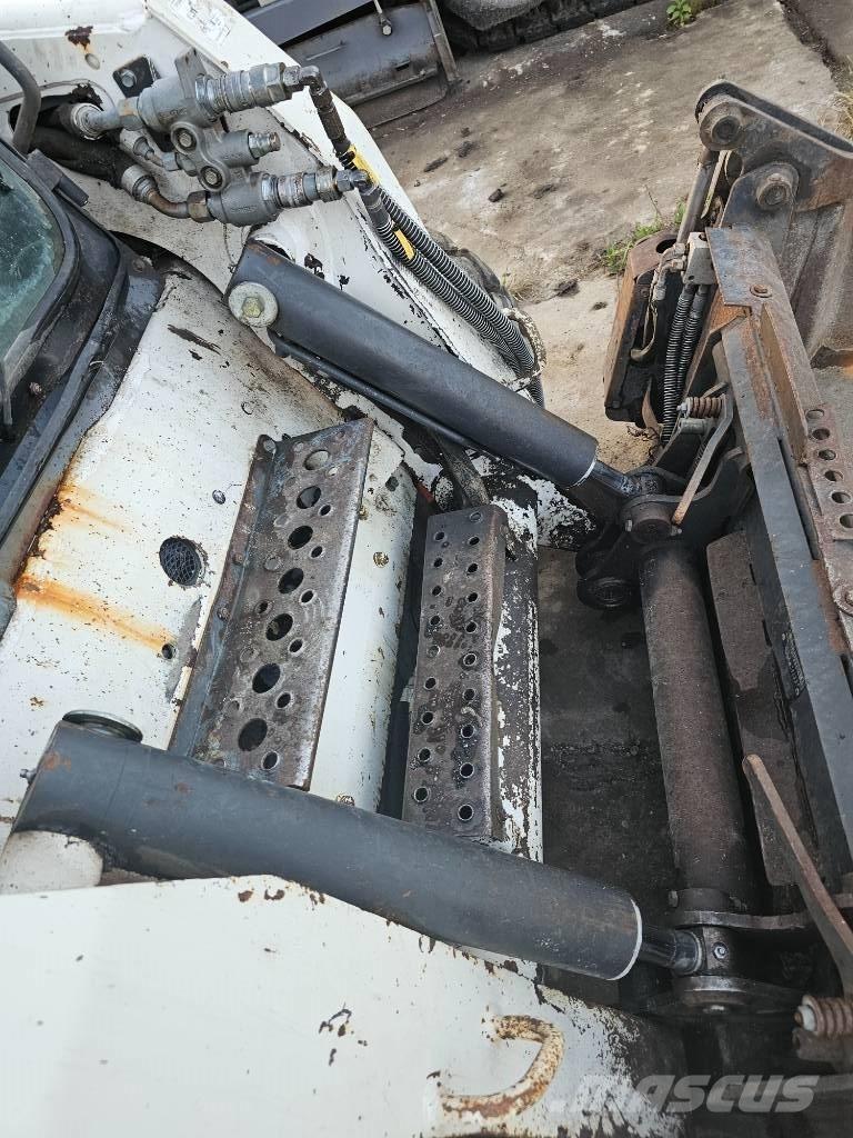 Bobcat S 250 Cargadoras sobre ruedas