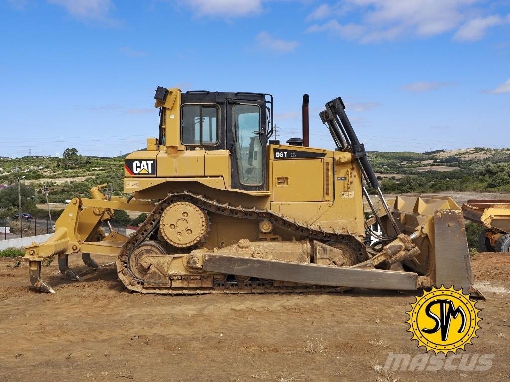 CAT D 6 T XL Buldozer sobre oruga