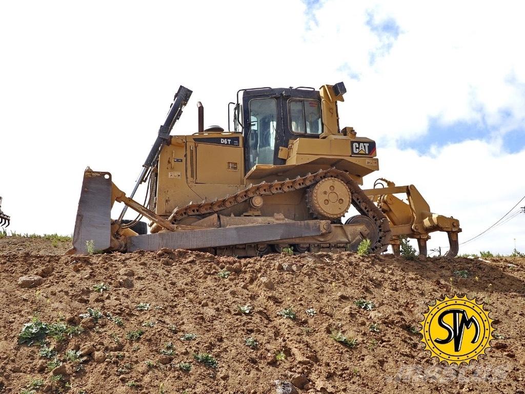 CAT D 6 T XL Buldozer sobre oruga