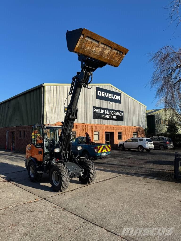 Develon DL 80 TL-7 Minicargadoras