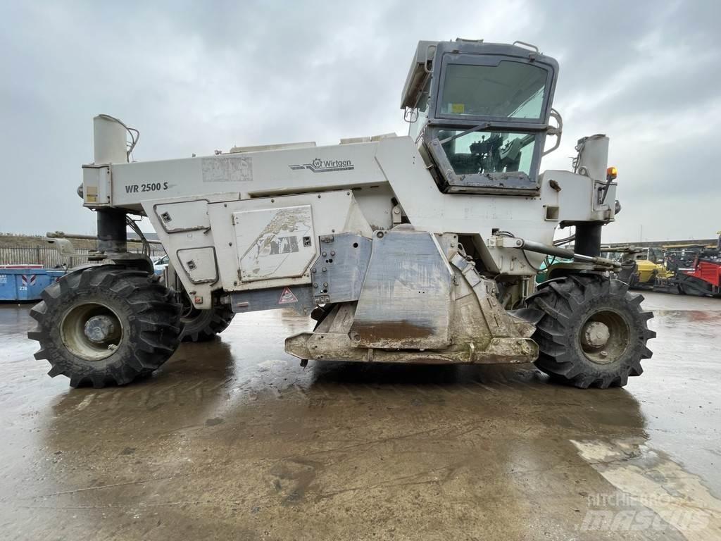 Wirtgen WR 2500S Recicladoras de asfalto