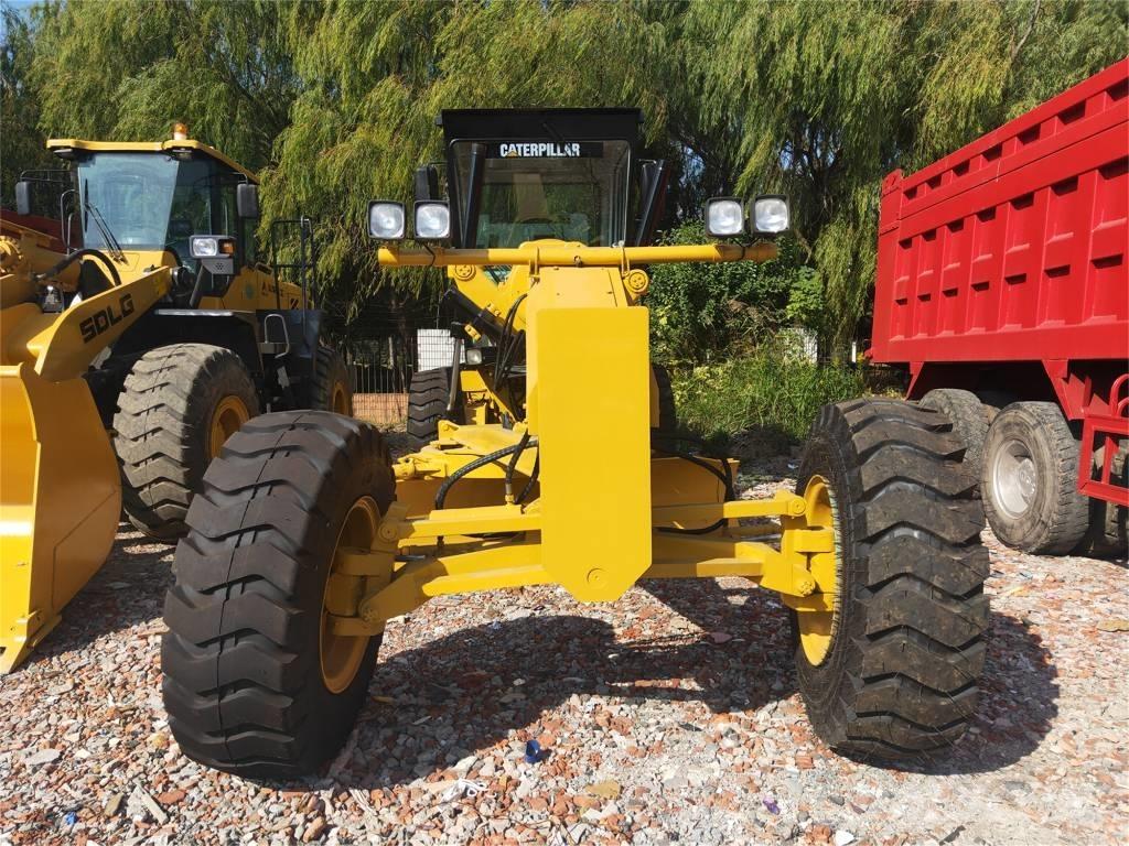 CAT 140 K Niveladoras